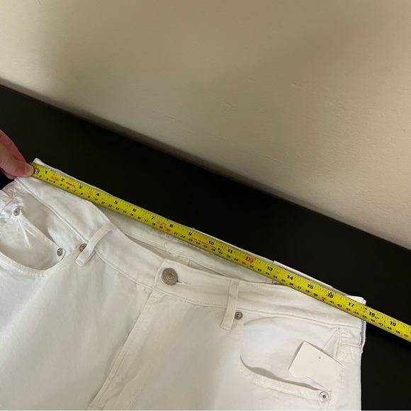 NWT American Eagle Outfitters 90’s Straight White Jean - Picture 11 of 15